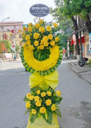 Hoa viếng cúc vàng